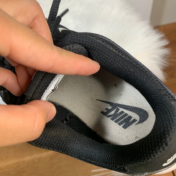 Nike Women's Black Athletic Shoes size 7.5 - Picture 8 of 10